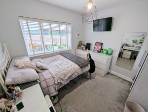 Photo 26- click for photo gallery